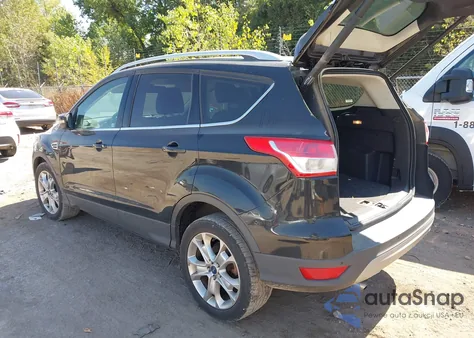 2014 Ford Escape Titanium из США, поврежденный, VIN 1FMCU0J90EUA47331